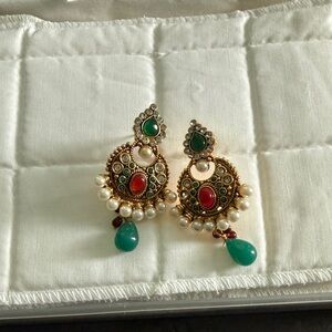 Elegant Gold and Green Earrings